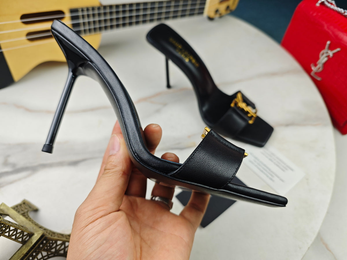 SAINT LAURENT CASSANDRE MULES – BLACK / GOLD