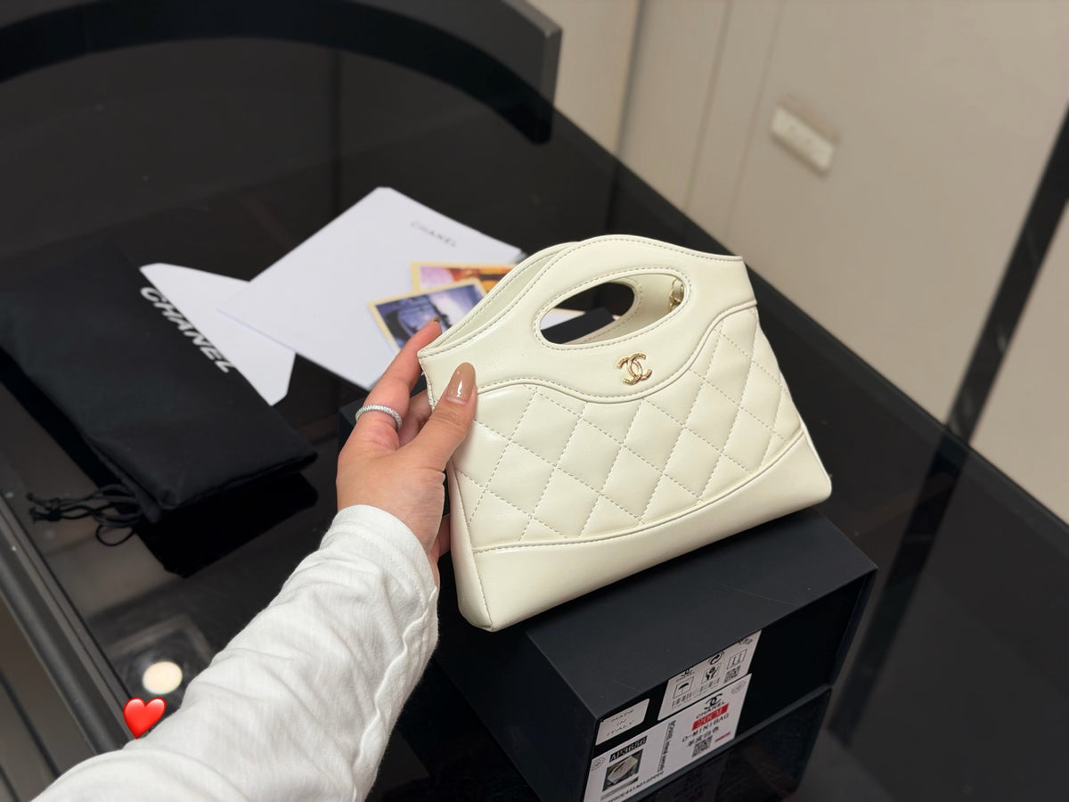 CHANEL Mini Shopping Bag / Mini Tote