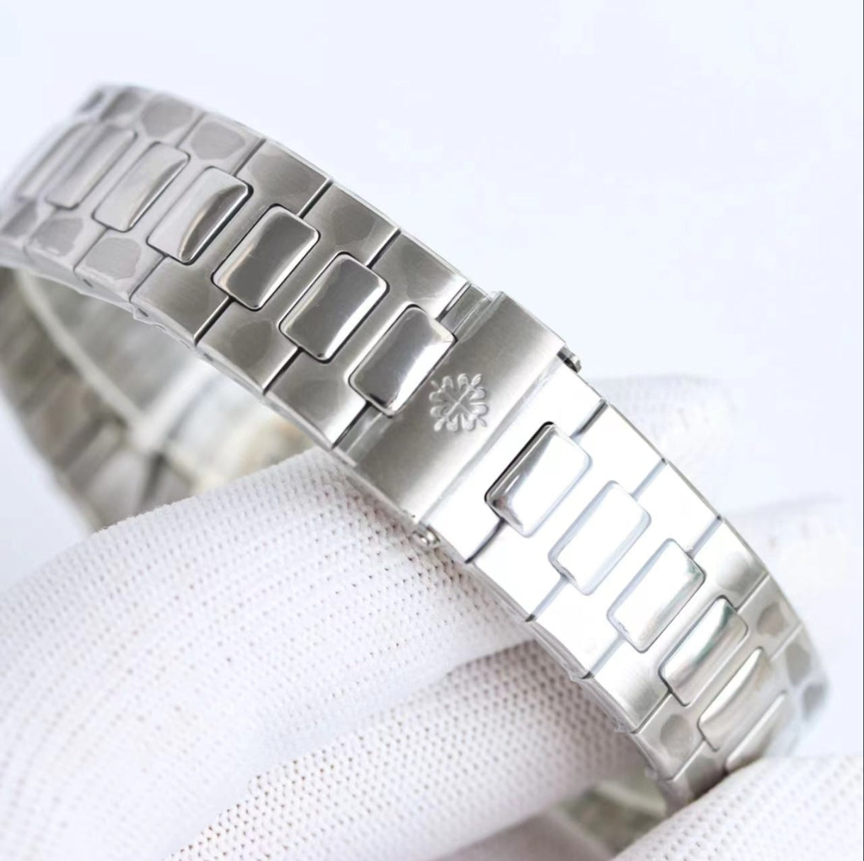 Patek Philippe Nautilus 5711/1A-010