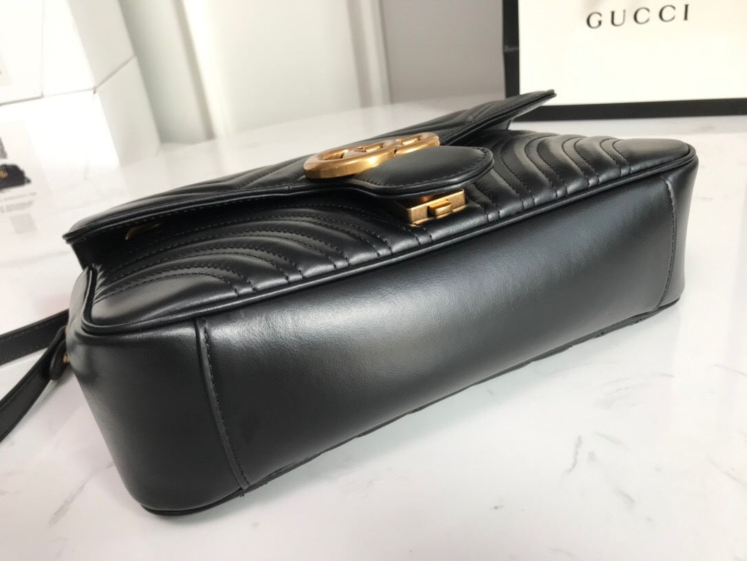 Gucci GG Marmont Small Shoulder Bag