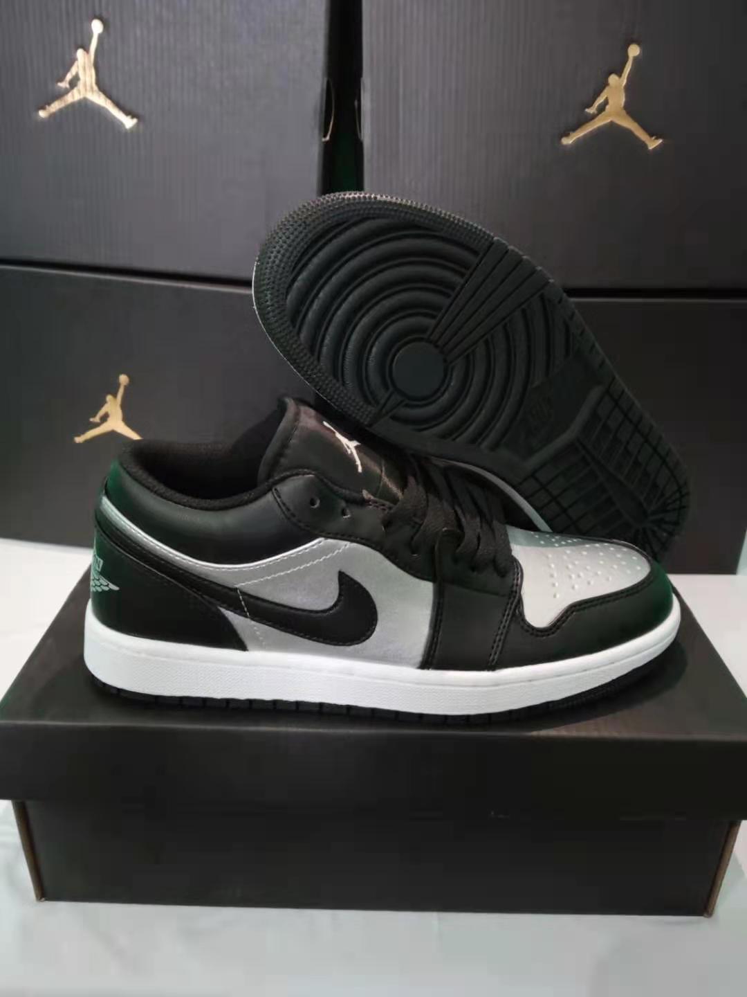 Air Jordan 1 Low Black/Grey