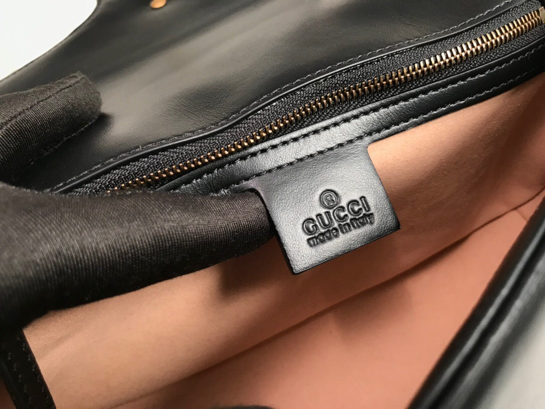Gucci GG Marmont Small Shoulder Bag