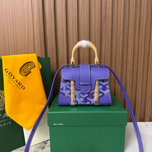 Goyard Saïgon Mini – Azul com Pega em Madeira