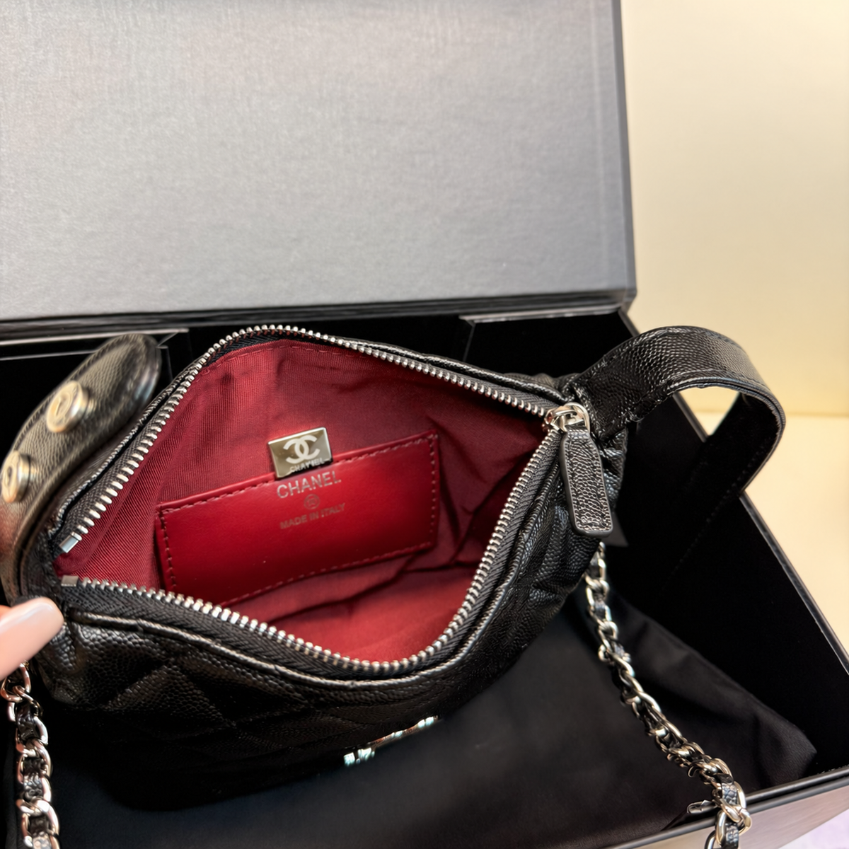 CHANEL Mini Hobo Star CC