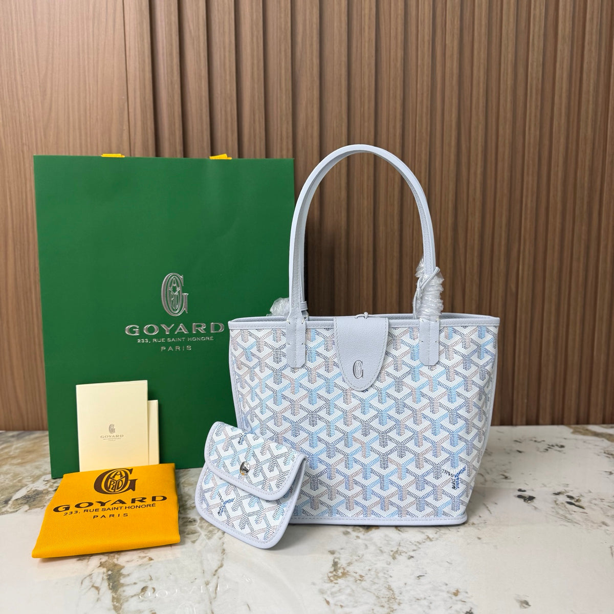 Goyard Anjou Mini – Branco & Azul Pastel