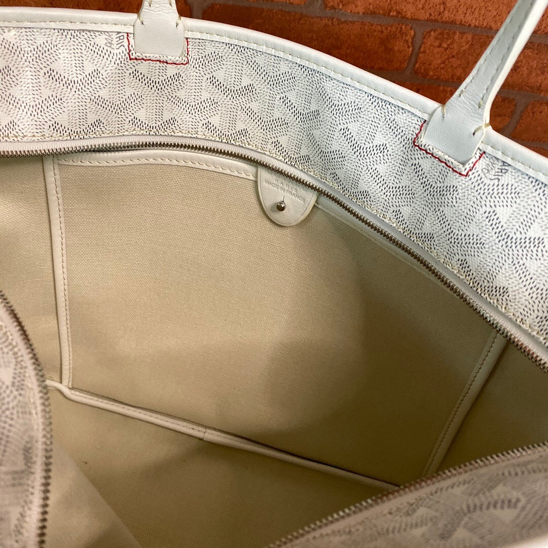 Goyard Artois MM – Branco / Cinza-Claro
