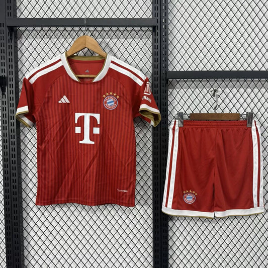 Bayern Munique Home Jersey 26/27 Kit Infantil