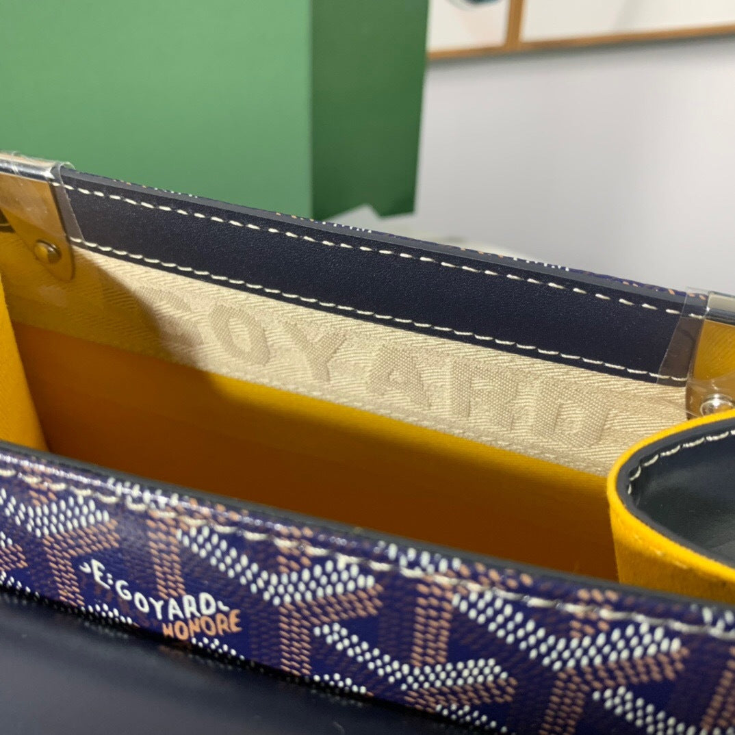 Goyard Saïgon Structuré – Azul-Marinho com Pega em Madeira