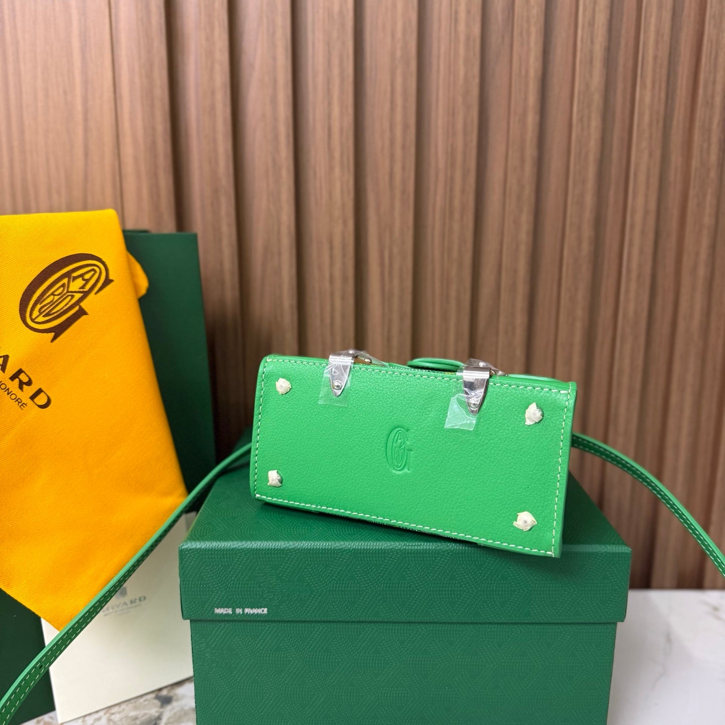 Goyard Saïgon Mini – Verde com Pega em Madeira