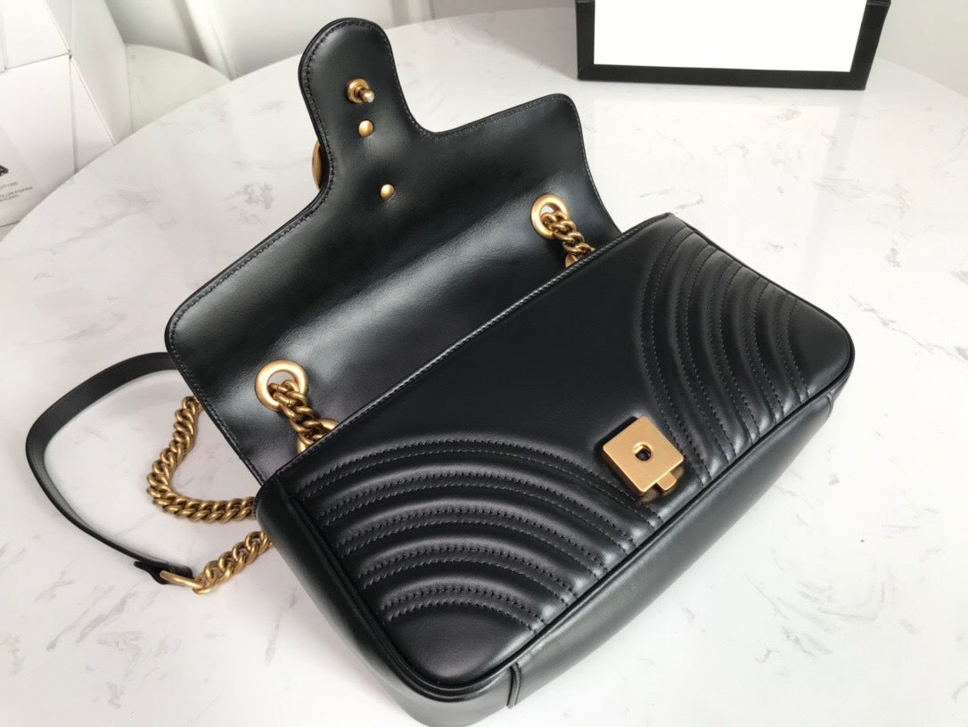 Gucci GG Marmont Small Shoulder Bag