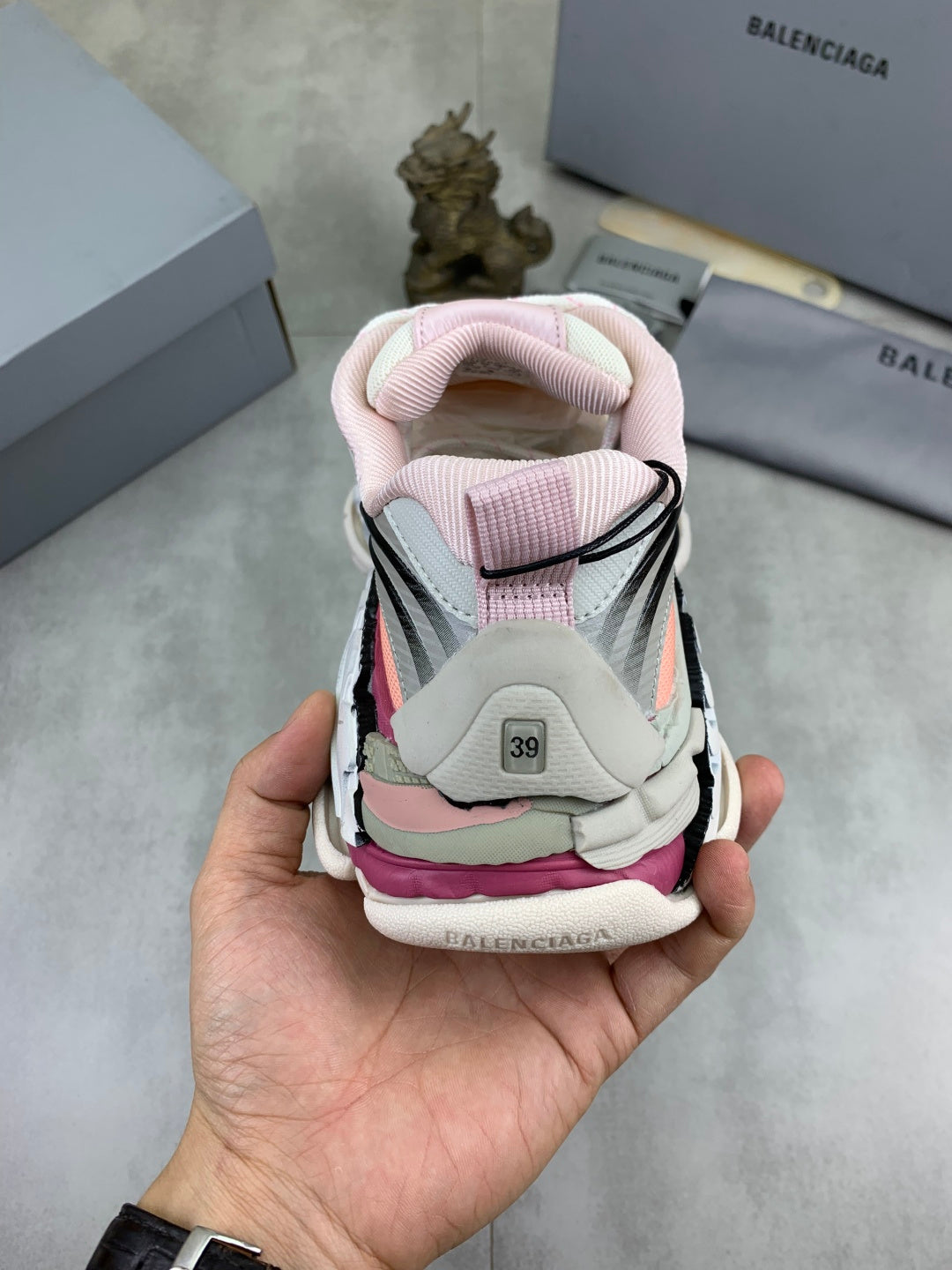 BALENCIAGA RUNNER – WHITE / PINK / BLACK