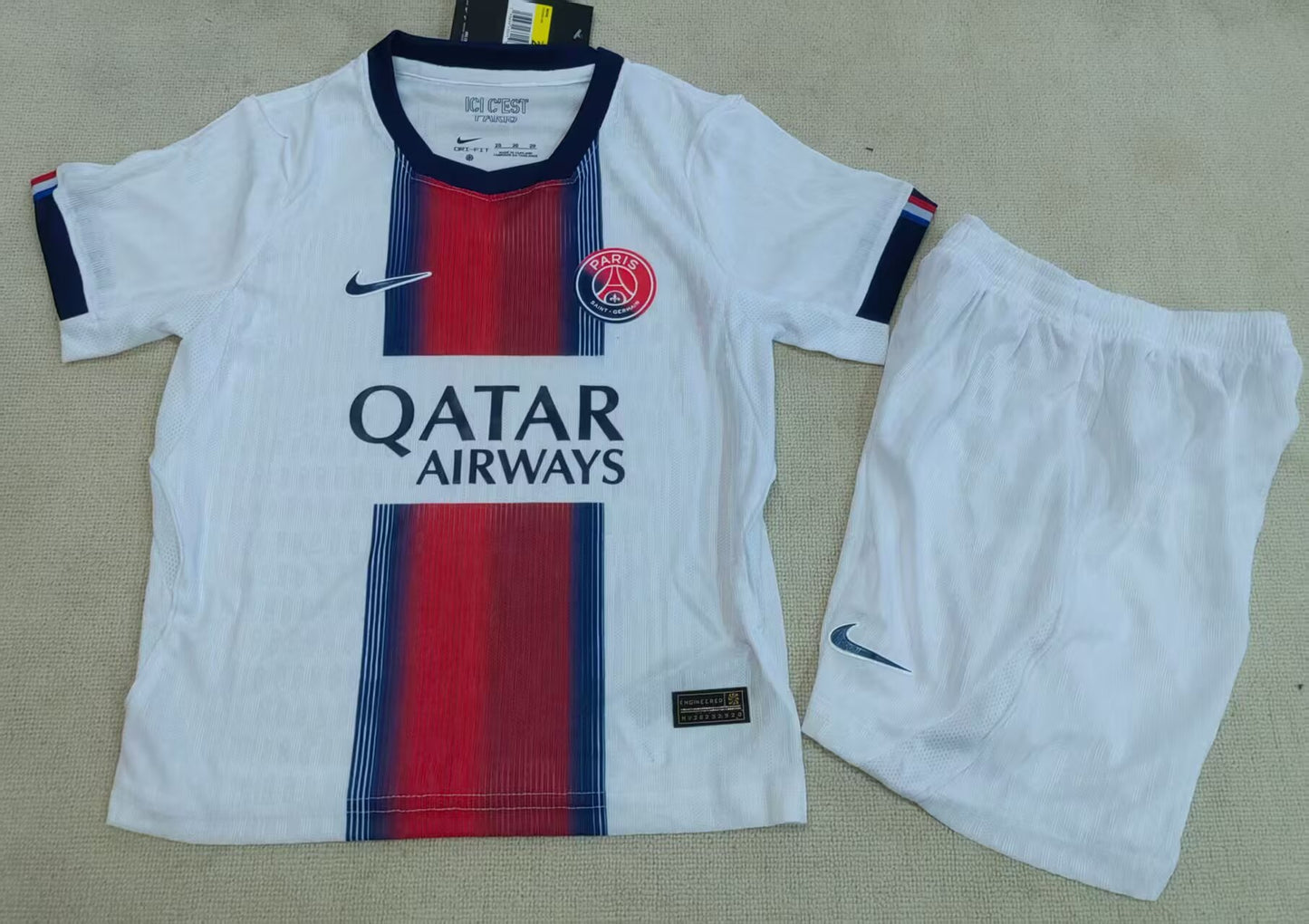 Paris Saint-Germain Away Jersey 26/27 - Kit Infantil