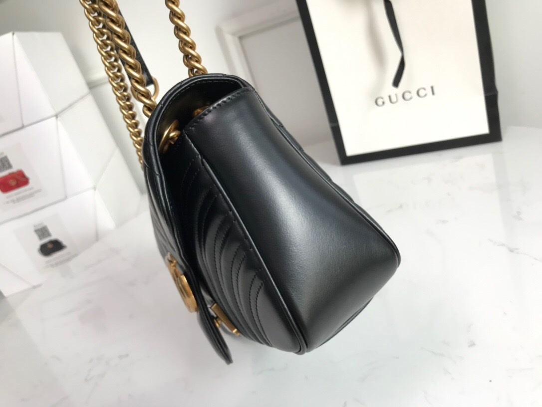 Gucci GG Marmont Small Shoulder Bag