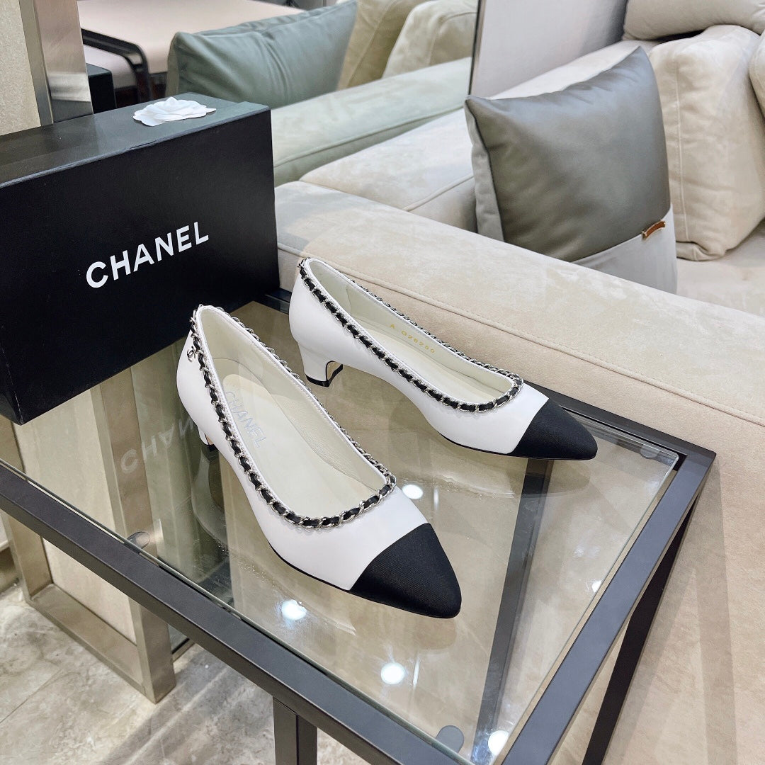 CHANEL Chain-Trim Cap-Toe Pumps