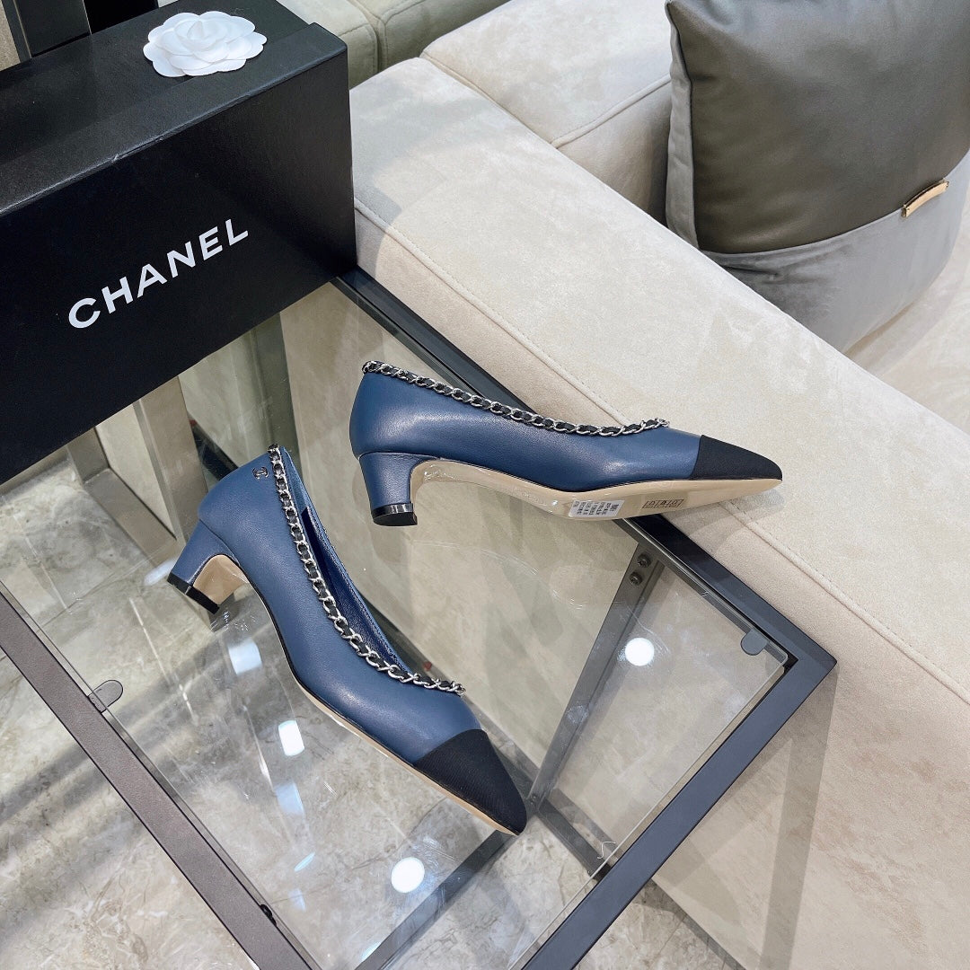 CHANEL Chain-Trim Cap-Toe Pumps