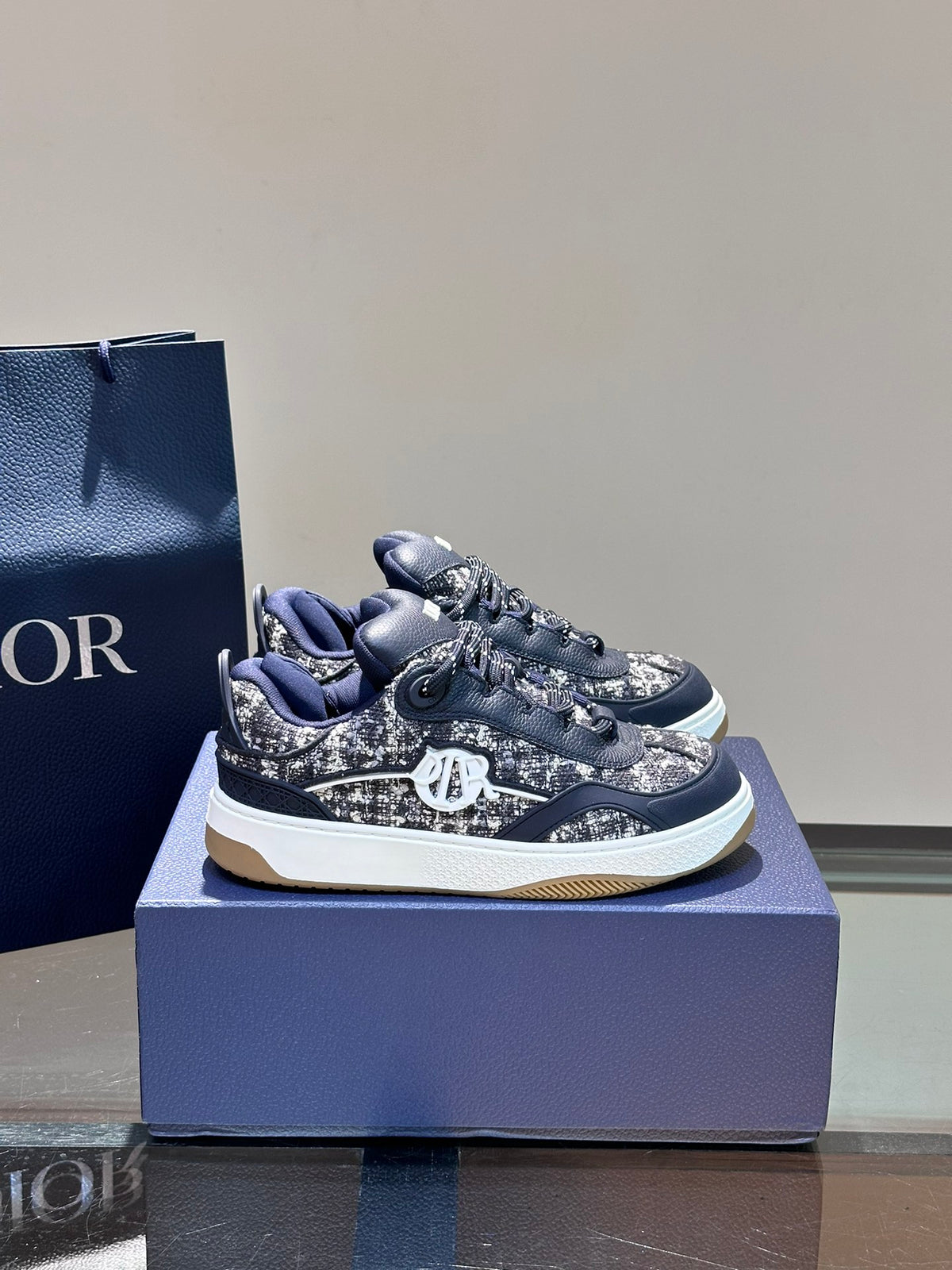 DIOR B27 UPTOWN–STYLE – NAVY / BLACK / WHITE