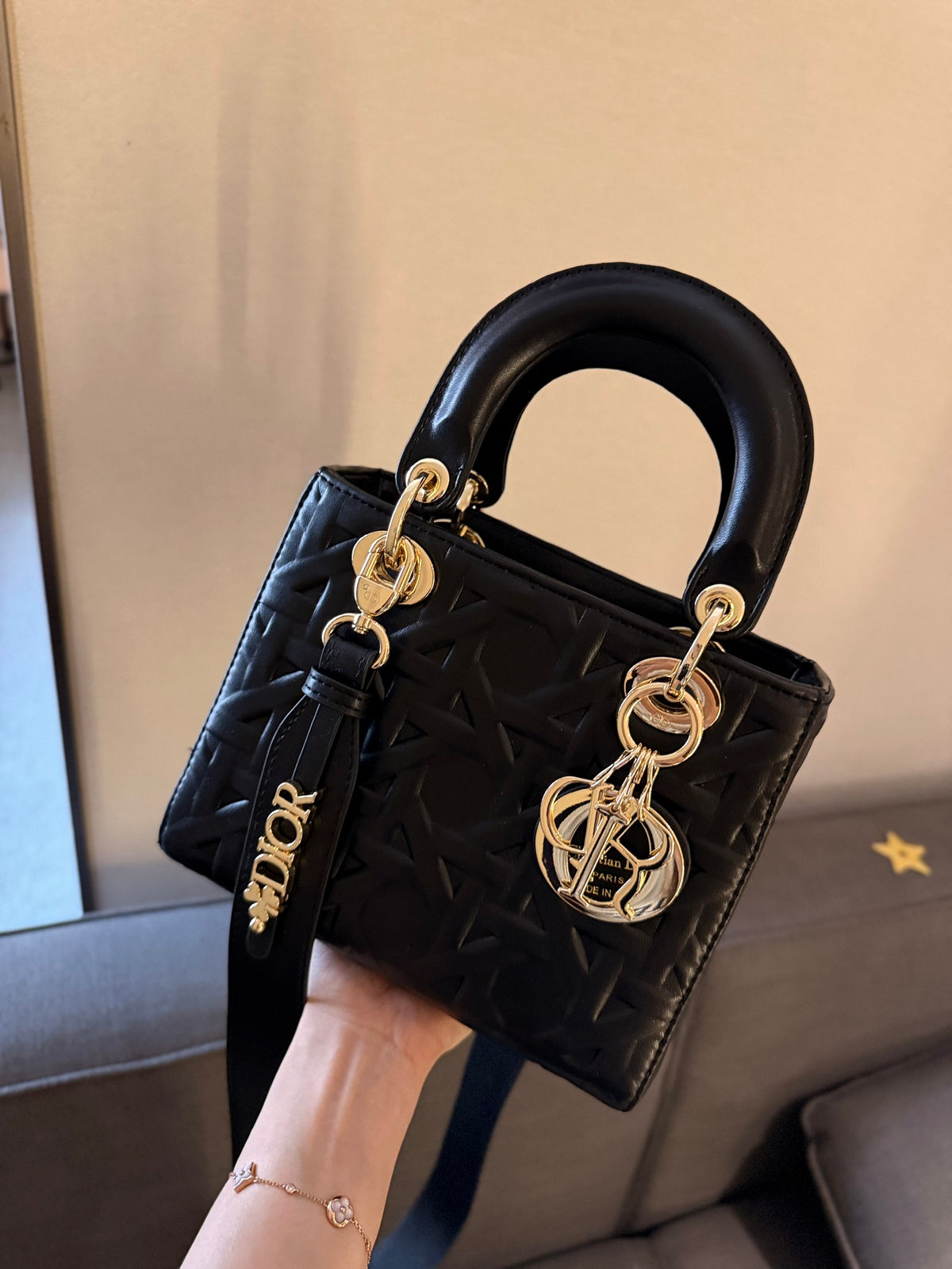 Dior Lady Dior Mini Preta Cannage