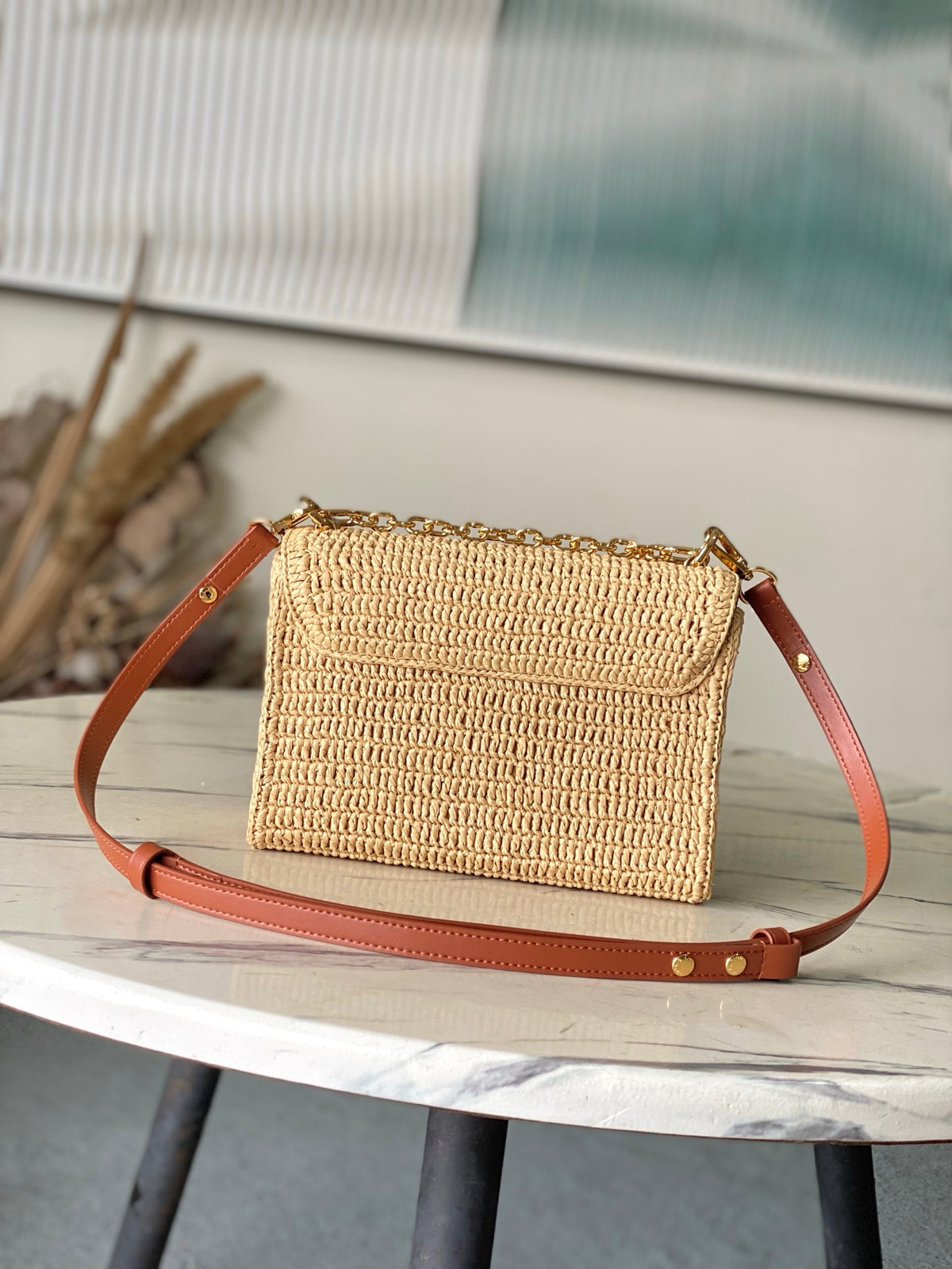 LOUIS VUITTON TWIST MM – NATURAL RAFFIA