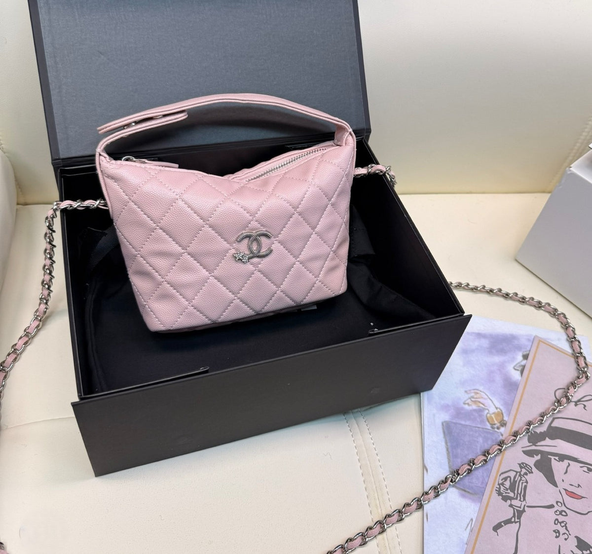 CHANEL Mini Hobo Star CC