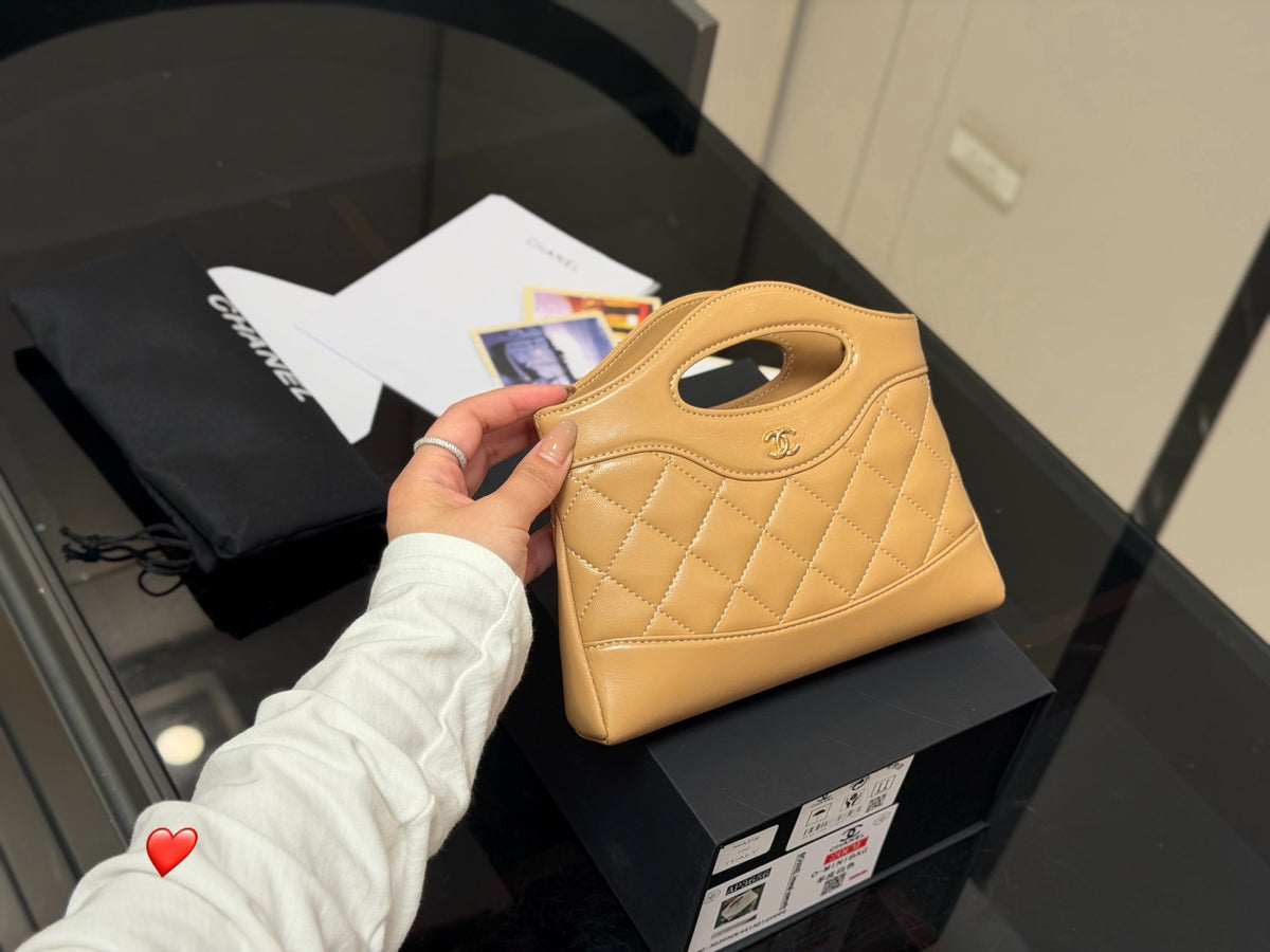 CHANEL Mini Shopping Bag / Mini Tote