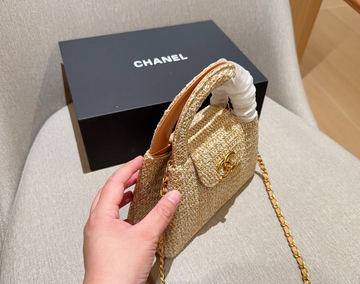 CHANEL Mini Top Handle / Mini Flap Raffia