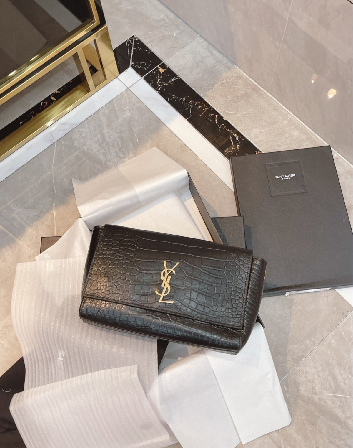 Saint Laurent Cassandre Chain Wallet