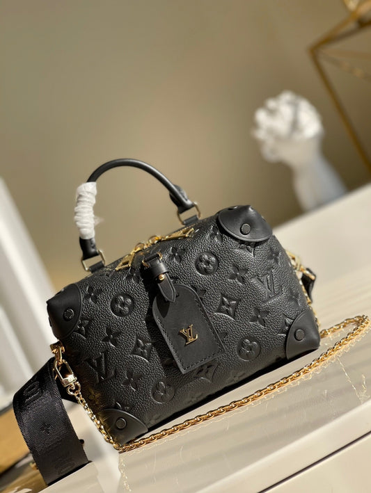 Louis Vuitton M45393