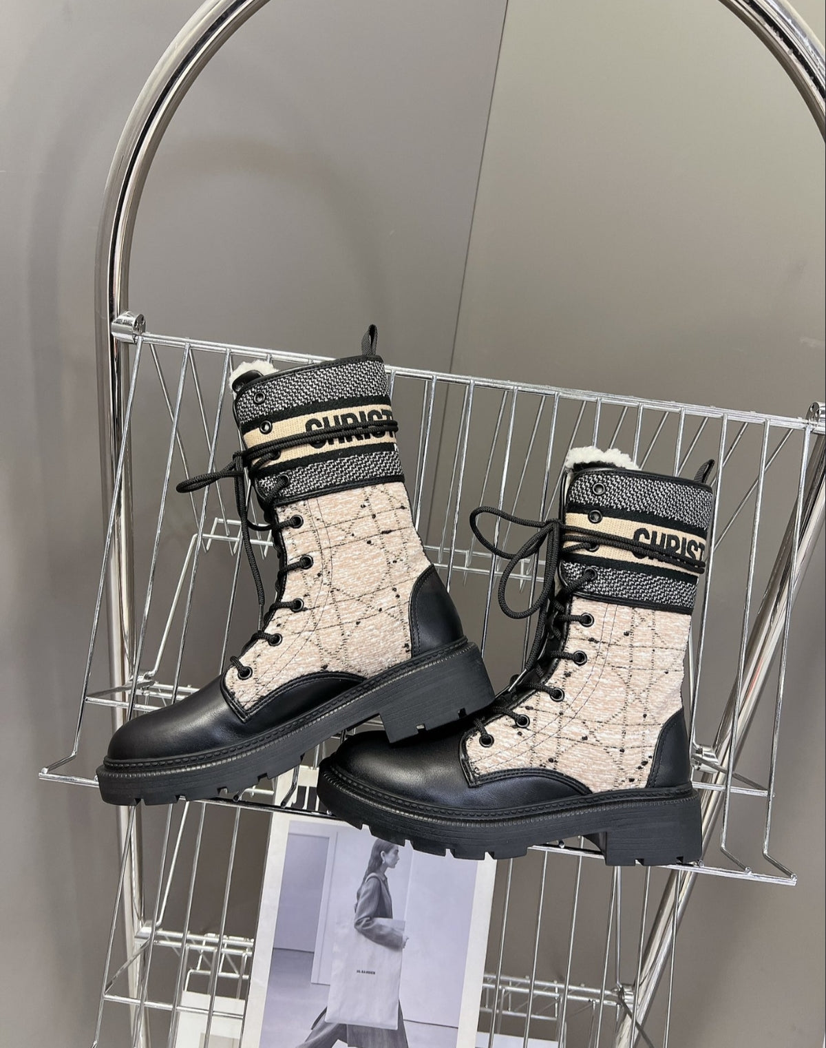 DIOR D-MAJOR BOOT – BEIGE/BLACK CANNAGE