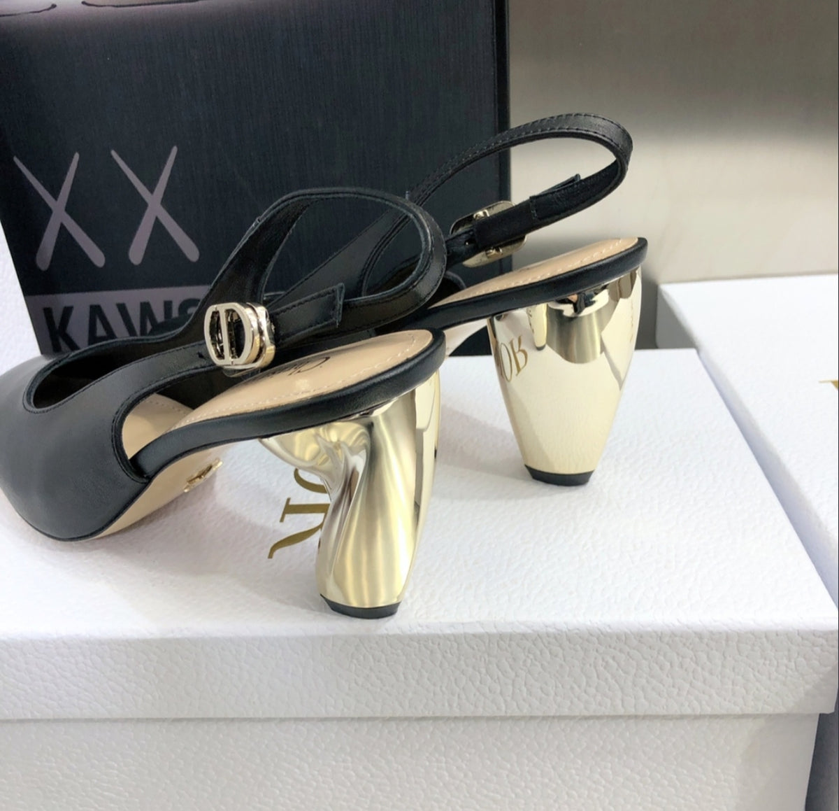 Dior Black Slingback Pump – Sculptural Gold Heel