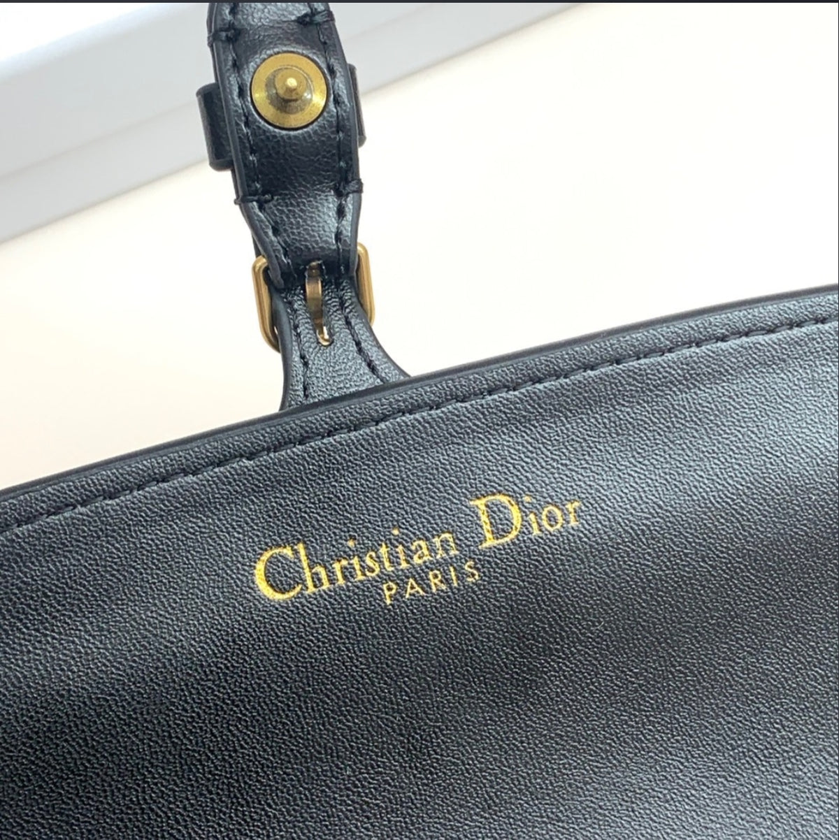 DIOR 30 MONTAIGNE–STYLE CHAIN BAG – BLACK