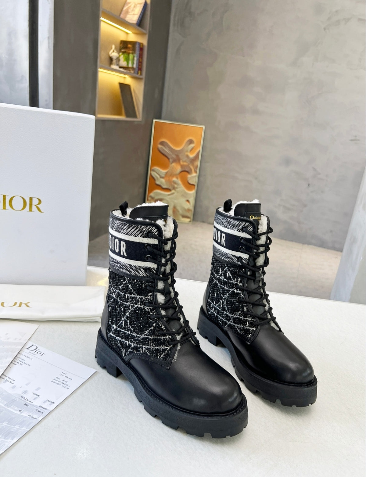DIOR OBLIQUE LACE-UP COMBAT BOOTS – BLACK / BEIGE / GOLD