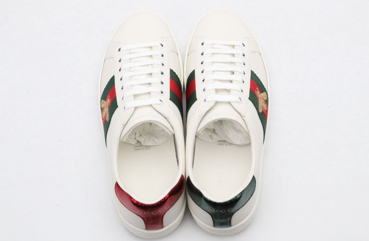 Gucci Ace Sneaker com Abelha Bordada