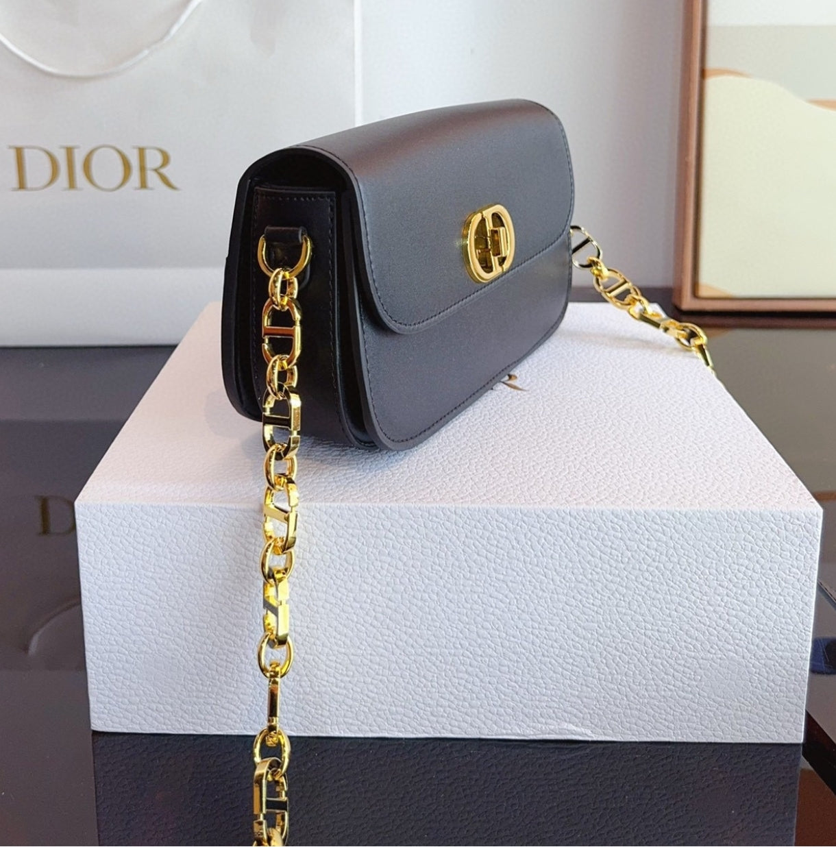 Dior 30 Montaigne Avenue Bag