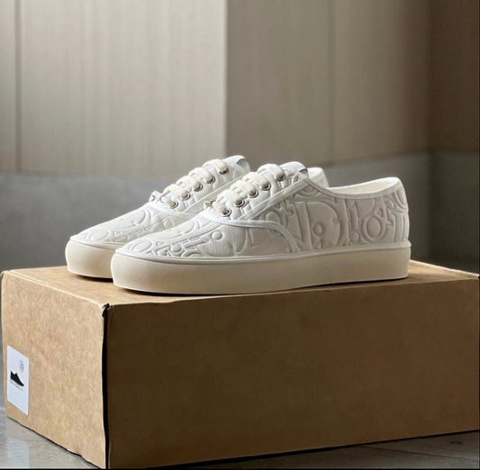 Dior B33 – Dior Oblique White