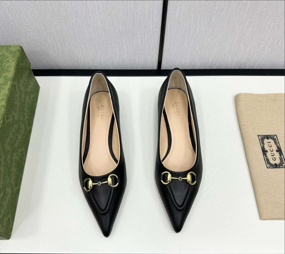 Gucci Horsebit Pointed-Toe Pump