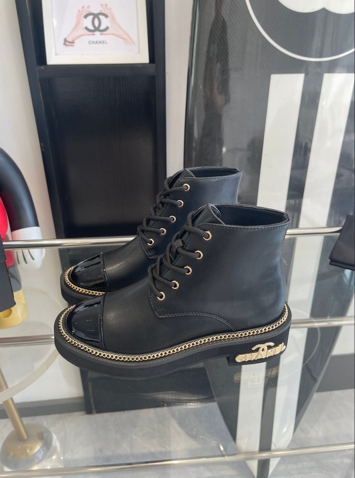 CHANEL CHAIN-TRIM LACE-UP ANKLE BOOTS – BLACK / GOLD
