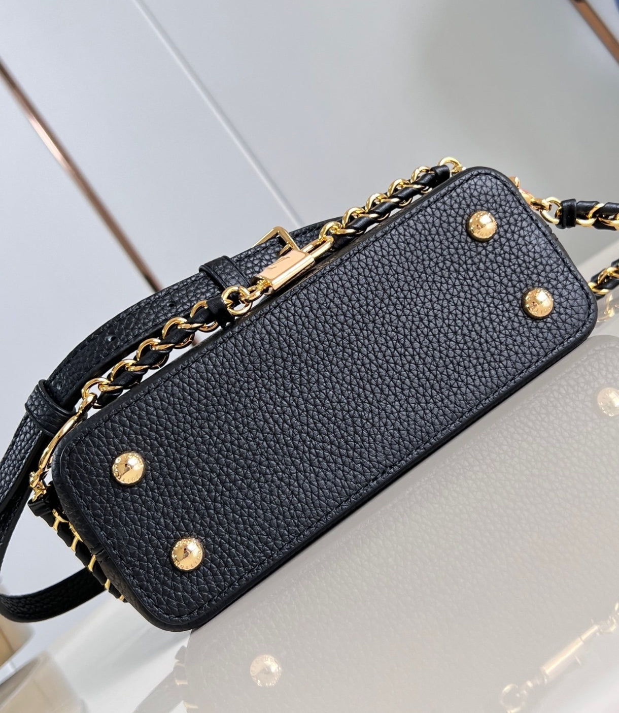 Louis Vuitton Capucines BB