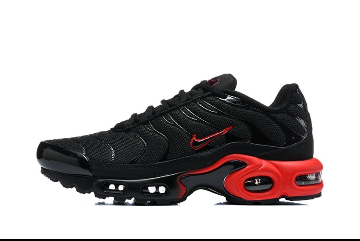 Nike Air Max Plus 3 (TN) "Negro / Blanco / Rojo"