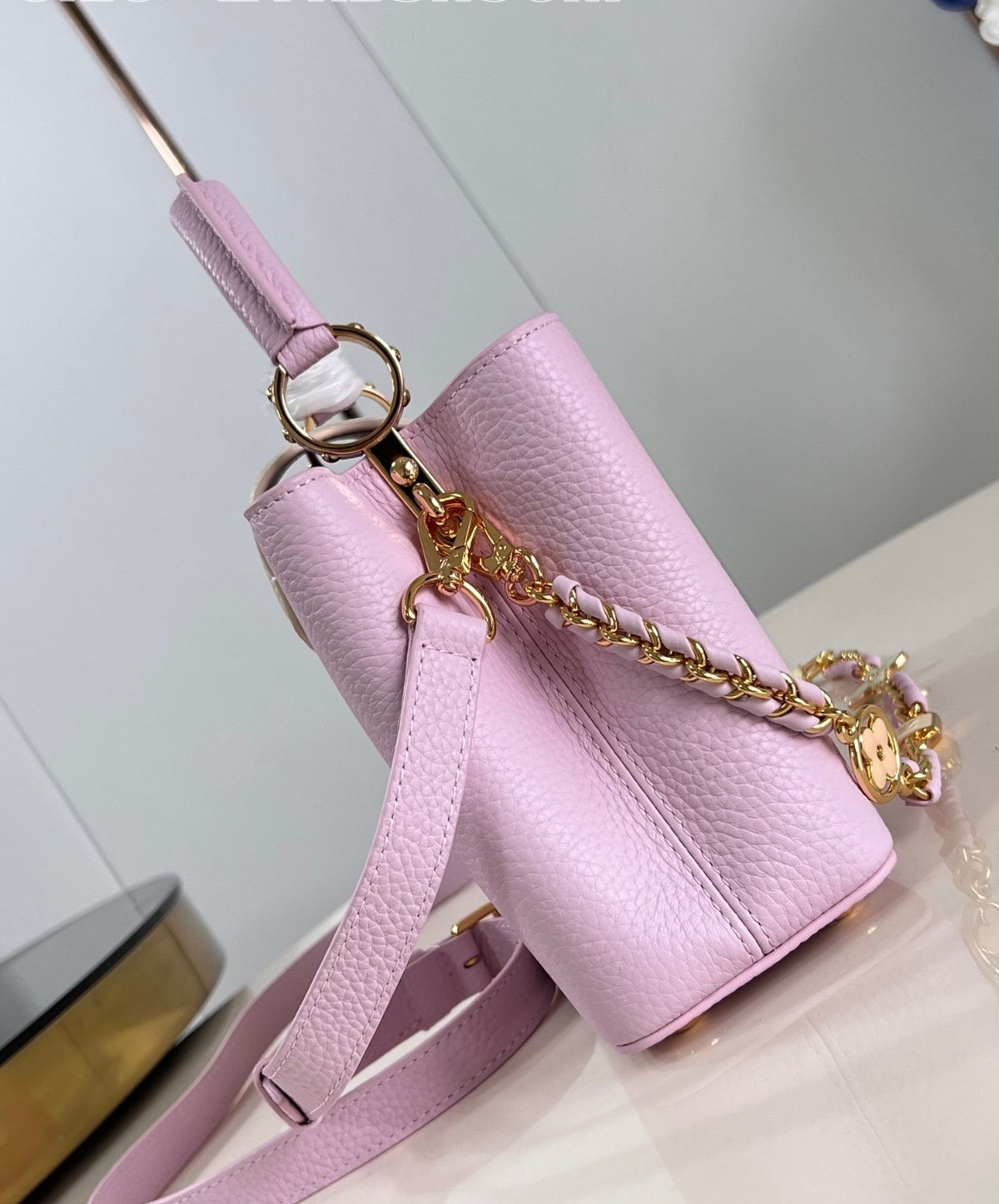 Louis Vuitton Capucines BB