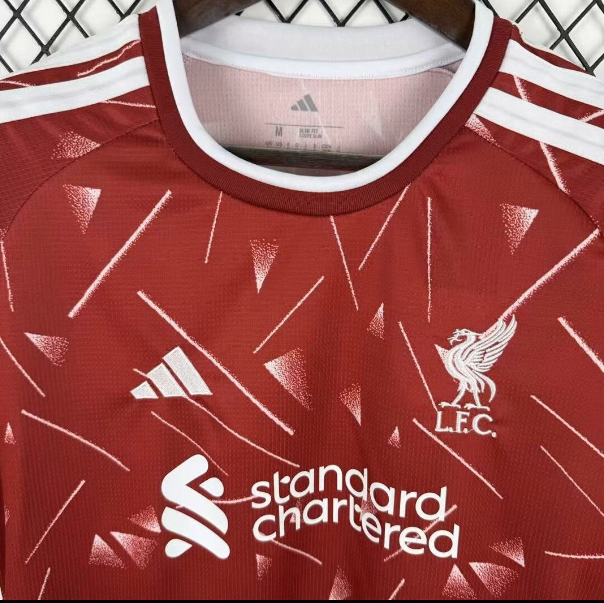Liverpool FC 26/27 — Camiseta de casa (Versión femenina)