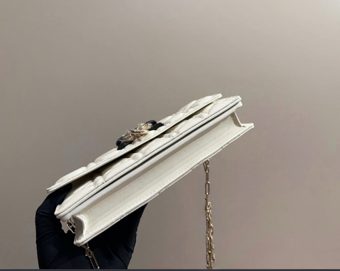 MY DIOR MINI BAG – WHITE / BLACK BOW
