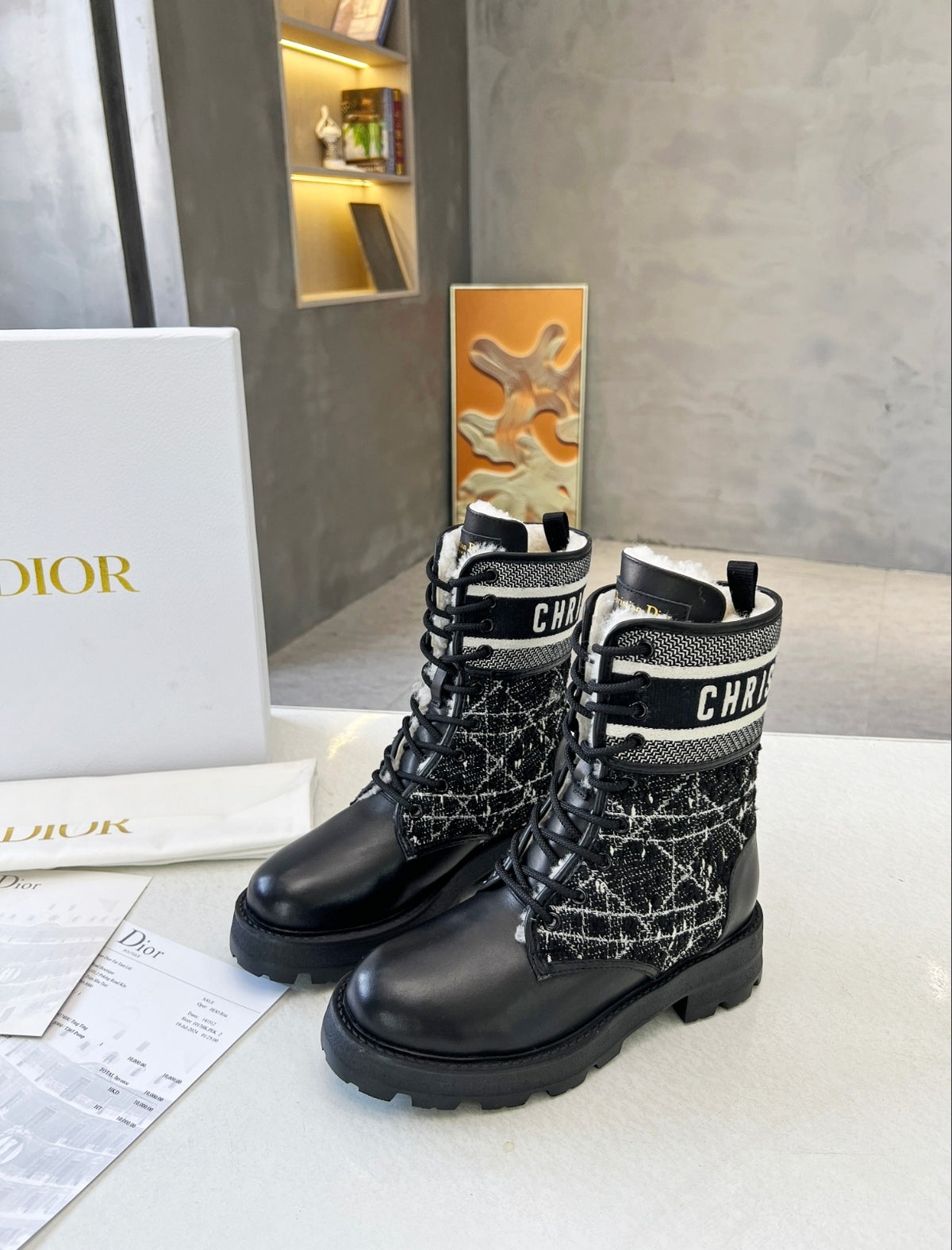 DIOR OBLIQUE LACE-UP COMBAT BOOTS – BLACK / BEIGE / GOLD
