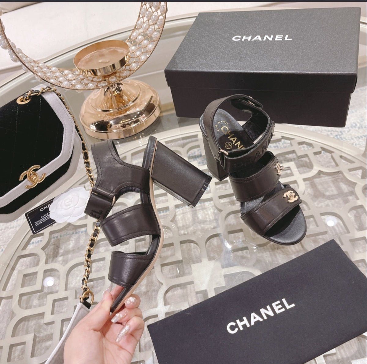 CHANEL CC STRAPPY BLOCK-HEEL SANDALS – BLACK / GOLD