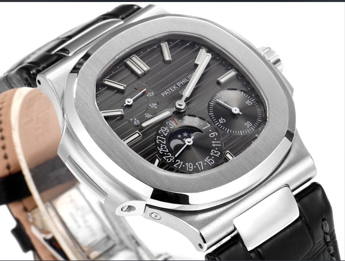 Patek Philippe Nautilus 5712G-001