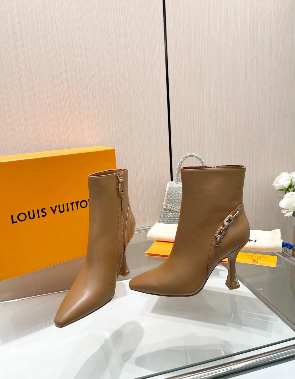 LOUIS VUITTON POINTED-TOE ANKLE BOOTS – COGNAC BROWN