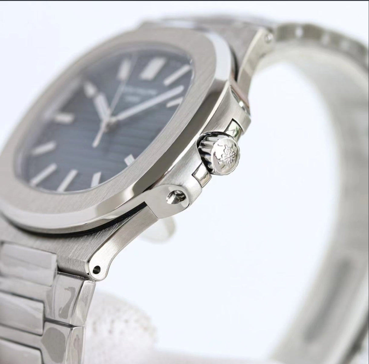 Patek Philippe Nautilus 5711/1A-010