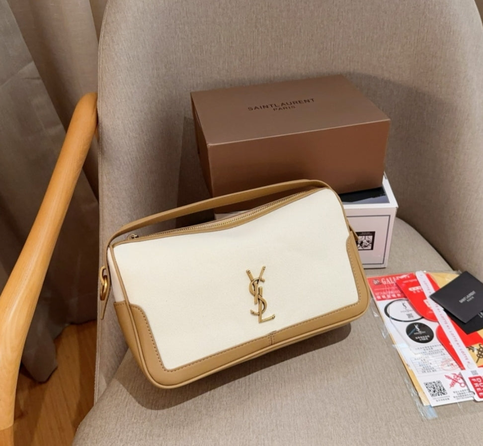 SAINT LAURENT LE 5 À 7–STYLE – WHITE / CAMEL