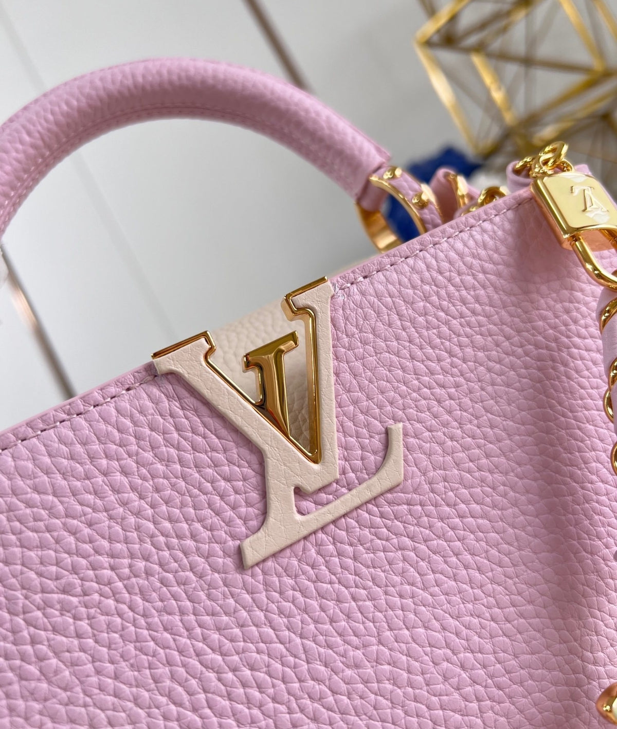 Louis Vuitton Capucines BB