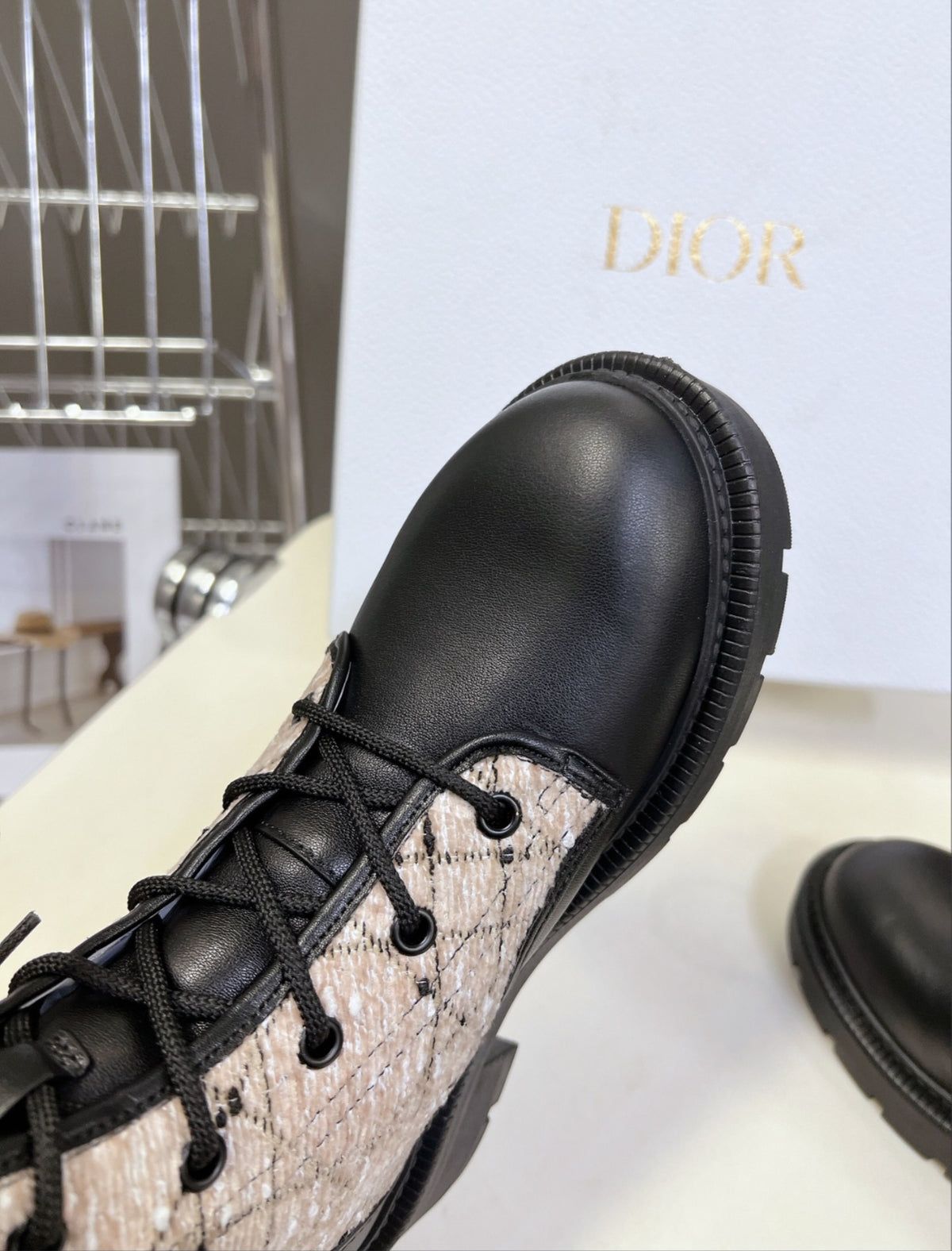 DIOR D-MAJOR BOOT – BEIGE/BLACK CANNAGE