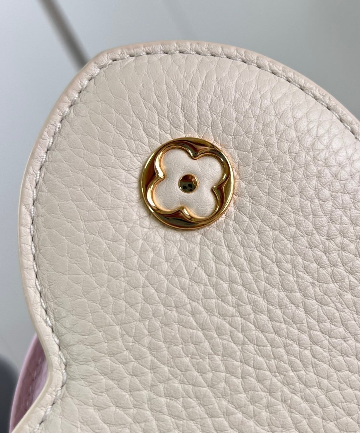 Louis Vuitton Capucines BB
